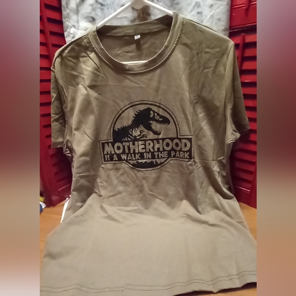 Tops - Motherhood Graphic Kids T-Shirt - Green